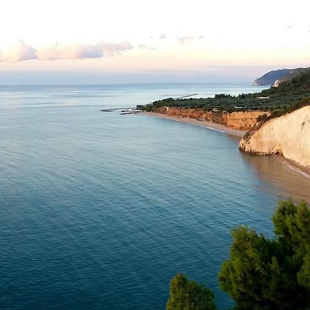 Вілла Leonardo Casa Vacanze Маттіната Екстер'єр фото