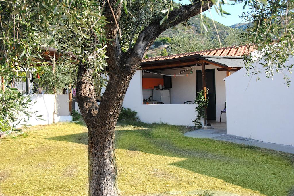 Вілла Leonardo Casa Vacanze Маттіната Номер фото