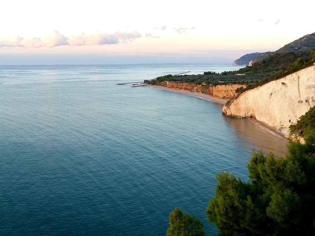 Вілла Leonardo Casa Vacanze Маттіната Екстер'єр фото